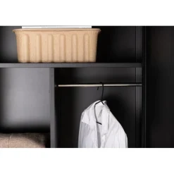 Alexander garderob - Svart