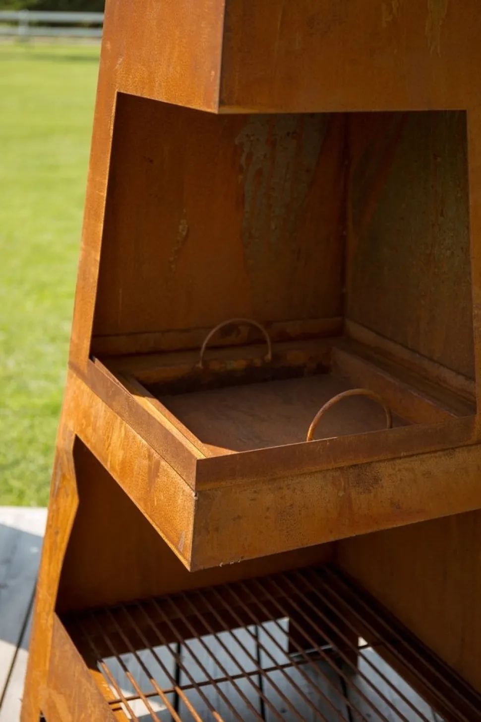 Bastian eldstad 50 x 50 cm - Rostorange + Rengöringsmedel för utemöbler