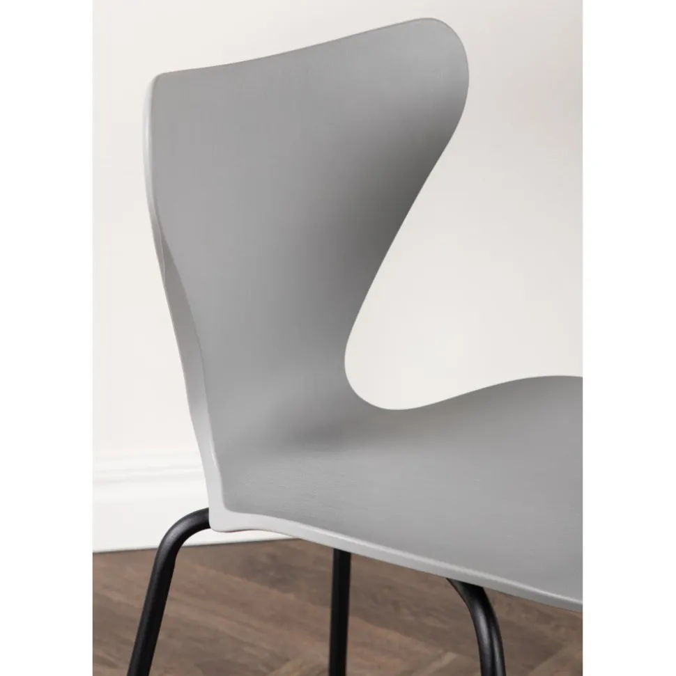 Estes matstol - Ljusgrå