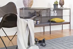 Fiona svart sideboard med glasskiva 160 cm bred + Möbeltassar