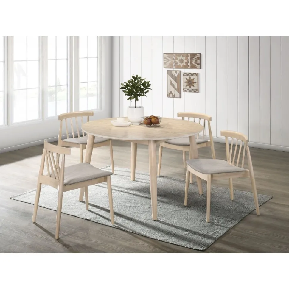 Florence matgrupp i whitewash; runt matbord med 4 st Florence stolar + 3.00 x Möbeltassar