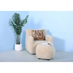 Fluffy sittpuff i beige hårigt tyg