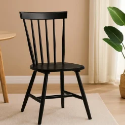 Fårö svart pinnstol i trä