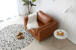 Fåtölj cognacs färgat konstläder - Cansas