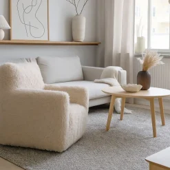 Fåtölj fluffig beige tygklädsel