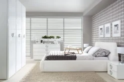 Kai sängbord - Vit högglans