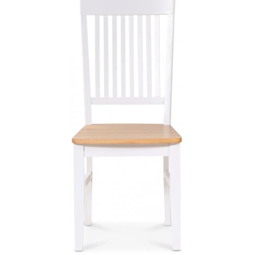 Matgrupp: Läckö matbord, runt - vit / oljad ek + 4 st Selma stol - vit / oljad ek + 4.00 x Stolsdyna