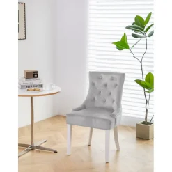 Matstol ljusgrå sammet - Tuva Decotique + Textilrengöring för möbler