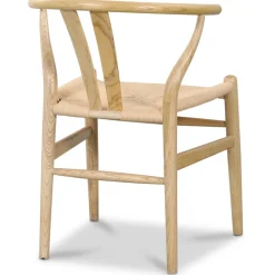 Oskar matstol i trä