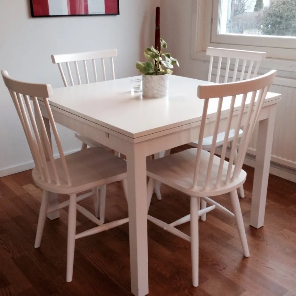 Pinnstol vit - Karl + Möbeltassar