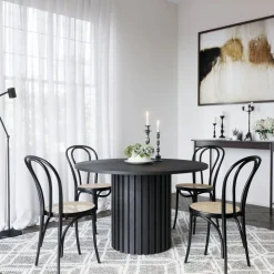 PiPi matgrupp, runt matbord Ø120 cm inkl 4 st Böjträ Stol No18 - Svartbetsat trä + 3.00 x Möbeltassar