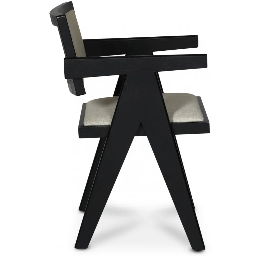 Sara karmstol i svartbetsad ek och linneklädsel + Textilrengöring för möbler