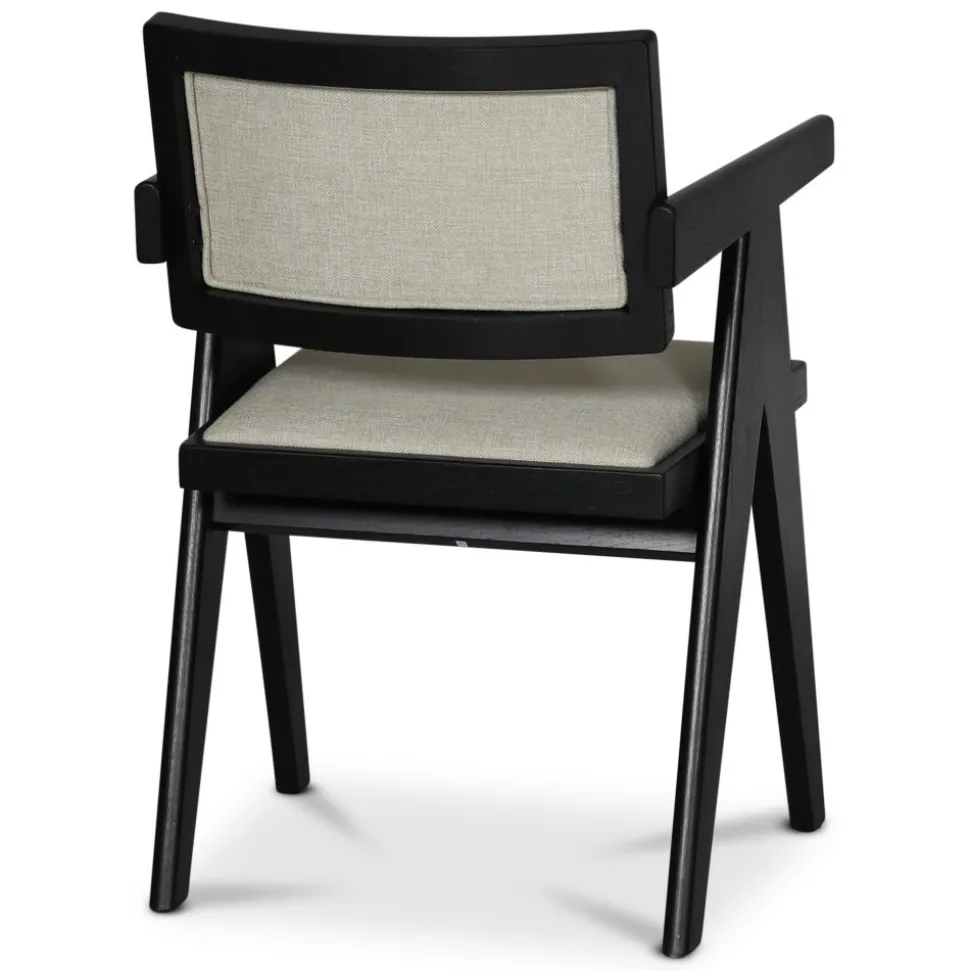 Sara karmstol i svartbetsad ek och linneklädsel + Textilrengöring för möbler