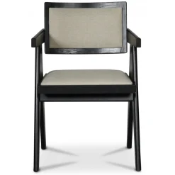 Sara karmstol i svartbetsad ek och linneklädsel + Möbeltassar