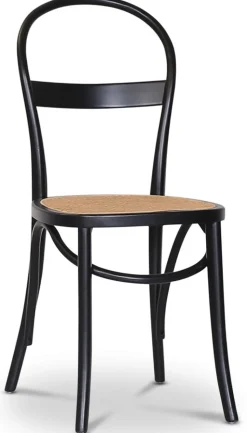 Skagen matgrupp; matbord 140 cm - Vit / brunbetsad ek med 4 st Danderyd No.16 matstolar Svart + 3.00 x Möbeltassar