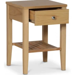 Sängbord i ek + Textilrengöring för möbler