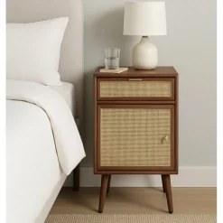 Sängbord valnöt/rotting 71 cm högt + Möbeltassar