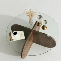 Soffbord i valnöt med glasskiva