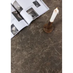 Soffbord Rogaland 100 x 100 cm - Brunt trä med brun marmor look