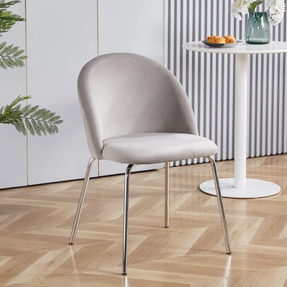 Stol gråbeige sammet kromade ben + Textilrengöring för möbler