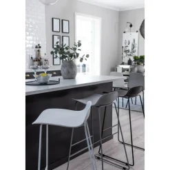 Svall barstol - Vit plast