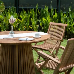 Teakbord Ø120 cm - Saltö + Textilrengöring för möbler