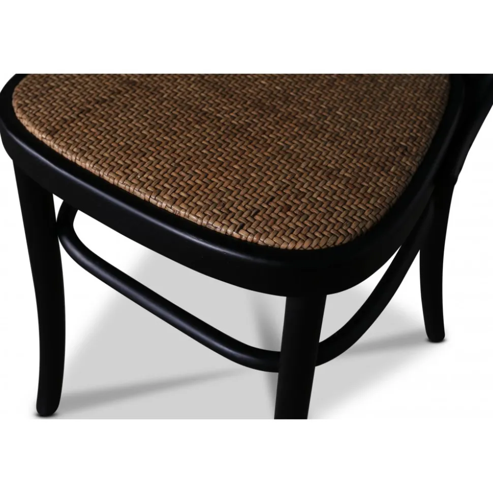 Tona svart stol i böjträ med rottingsits