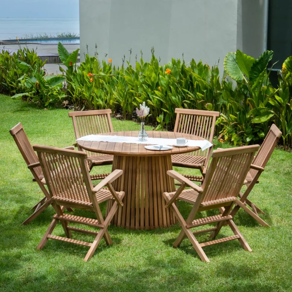 Utegrupp i teak: runt bord med 6 st karmstolar - Saltö