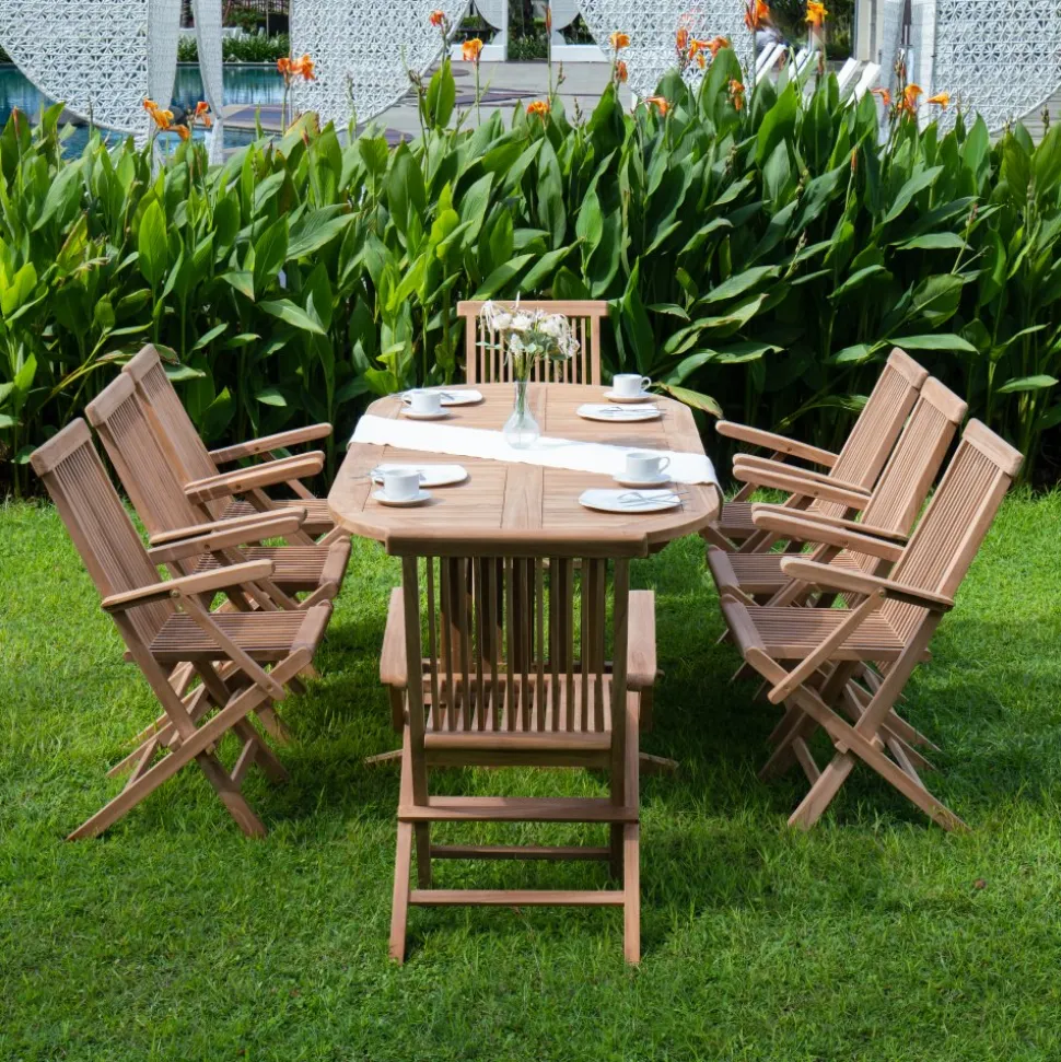 Utegrupp; matbord med 8 stycken karmstolar - Saltö