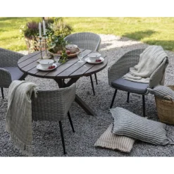 Utestol grå med dyna rotting + Textilskydd för utemöbler