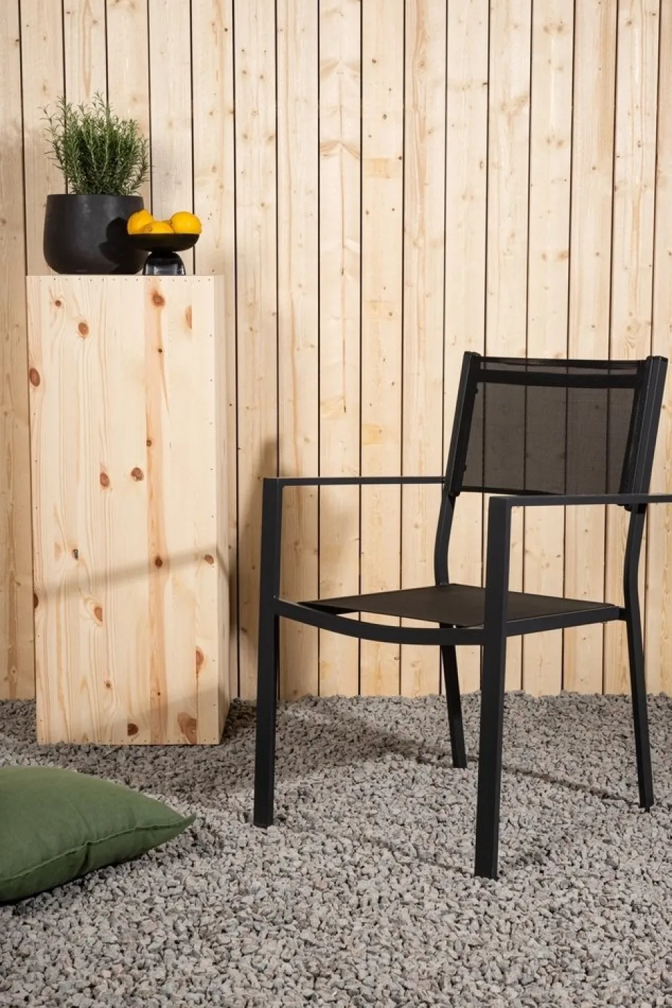 Utestol stapelbar svart - Copacabana + Textilskydd för utemöbler